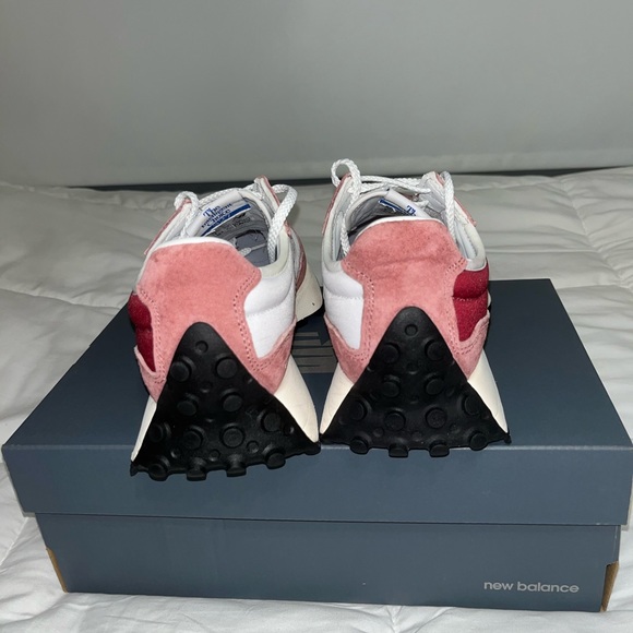 New Balance Sneakers - Picture 6 of 7